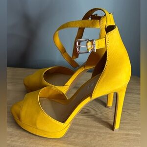 Gianni Bini Yellow Open-Toe Ankle-Strap Heels